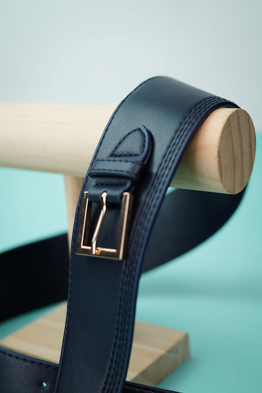 Royal Elegant Leather Belt - Image 3